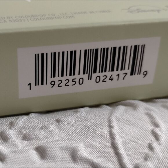 Makeup Tools Bundle - Picture 11 of 12